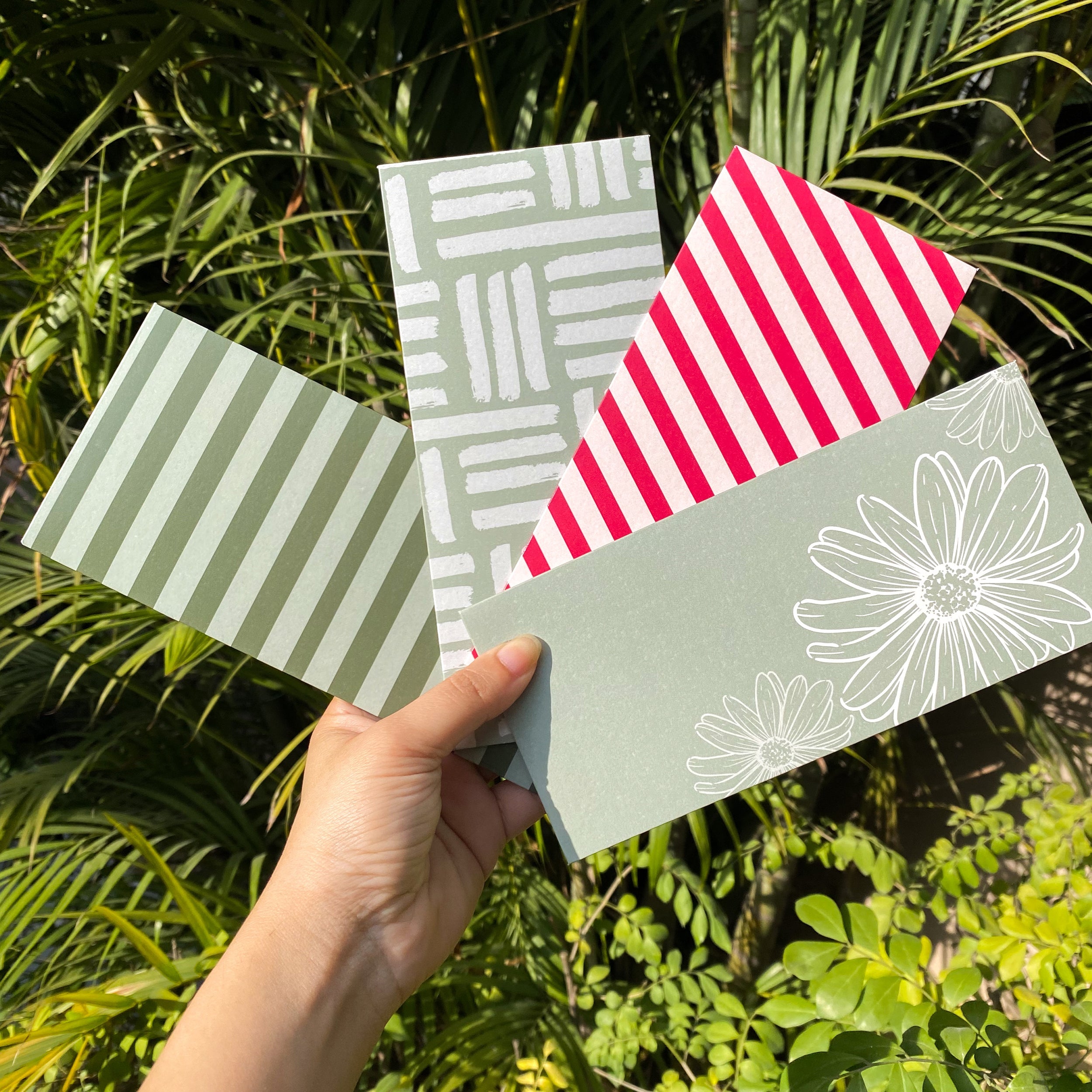 Red & Pink Diagonal Striped Personalised Money Envelopes